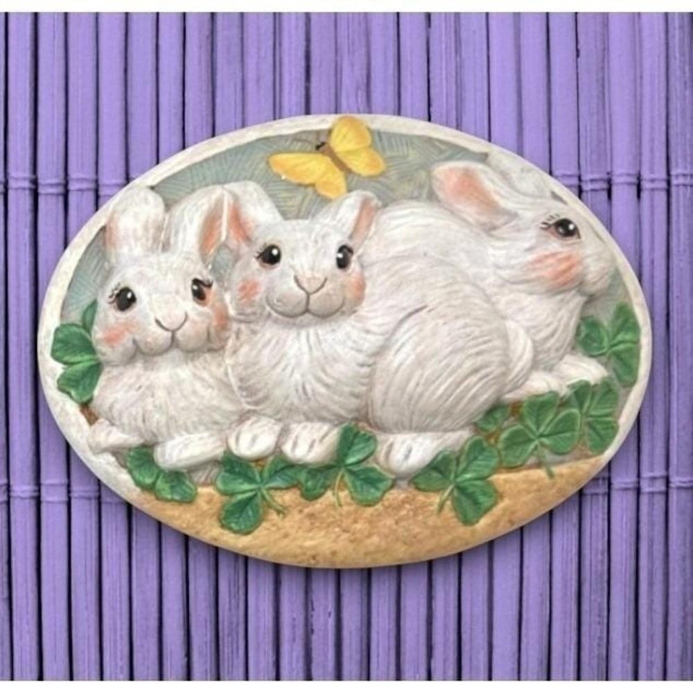 Vintage Easter Bunny Wall Plaque – 3D Porcelain Rabbit Trio Cottage Spring Decor